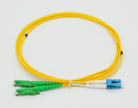 OPC-811 E2000-LC SM 9/125 2M - patch kabel, E2000-LC, duplex, SM, 9/125, 2 metra